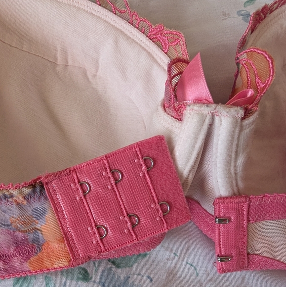 GUC Japanese Bradelis Bra - Picture 12 of 16